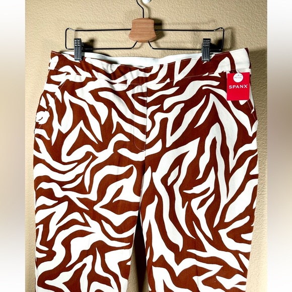 NWT Spanx On-the-Go Printed Ankle Slim Straight Pant Clay Zebra Stripe Petite XL - Picture 10 of 16